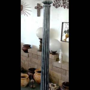 St. Charles Short Lamp Regular Acorn